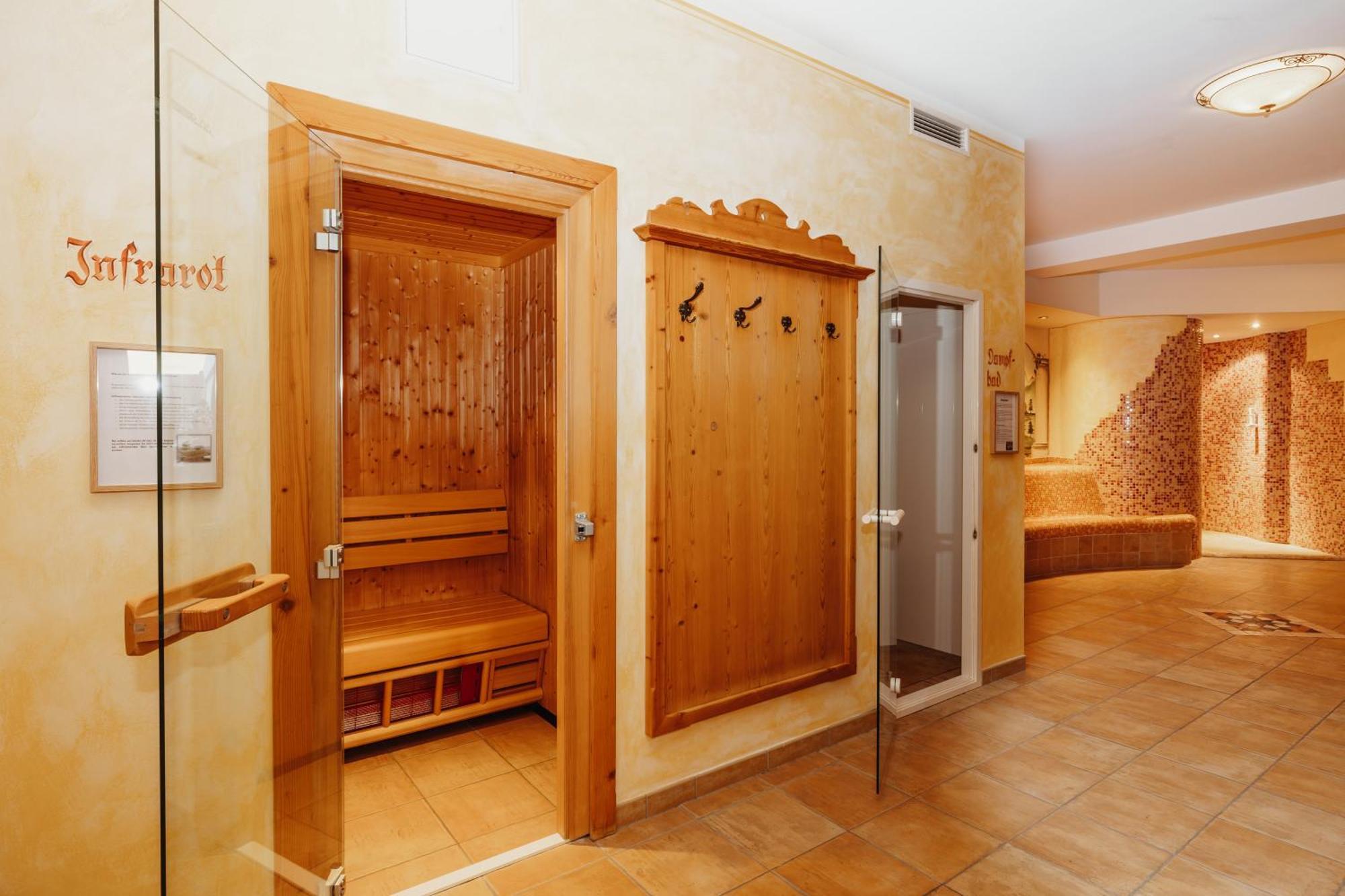 Hotel Lammwirt Гросарл Екстериор снимка