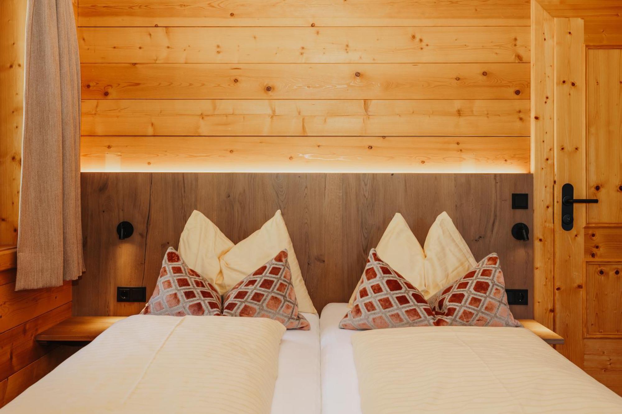 Hotel Lammwirt Гросарл Екстериор снимка